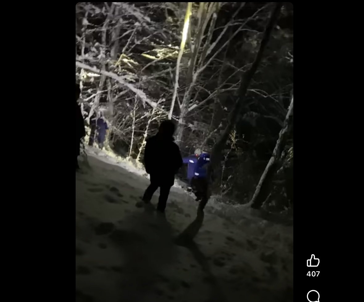 Numărul celor approximately 2.500 de localnici din Munţii Apuseni rămâne nealimentaţi cu energie electrică, după mai bine de patru zile de eforturi susţinute ale echipelor de intervenţie