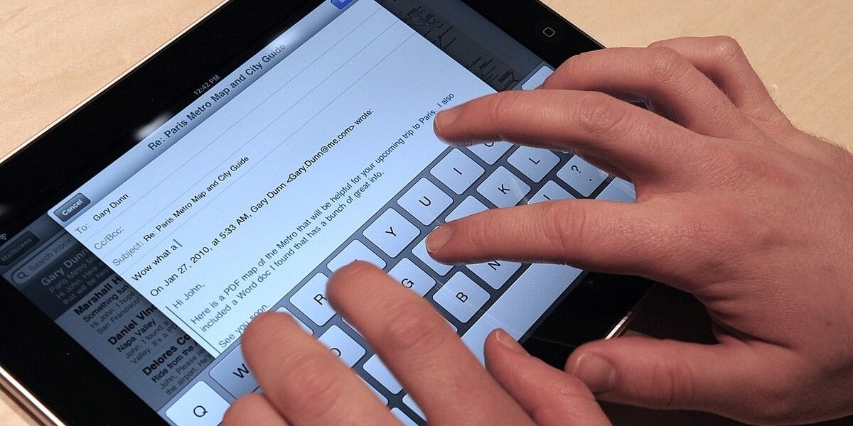 ipad.jpg - StiriAlese