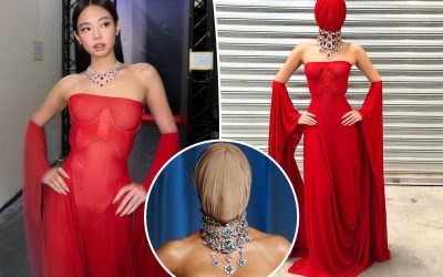 jennie-puts-red-hot-twist-118922421.jpg - StiriAlese