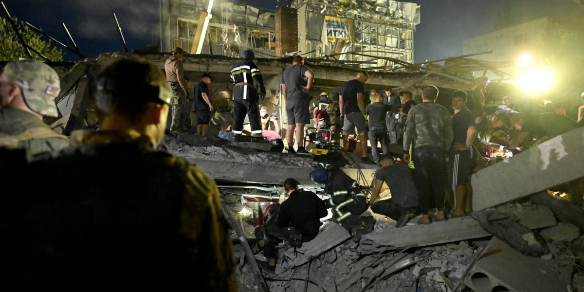 kramatorsk-donetk-ucraina-razboi-rusia-bombardamente-explozie-rachete-victime-civili.jpg - StiriAlese