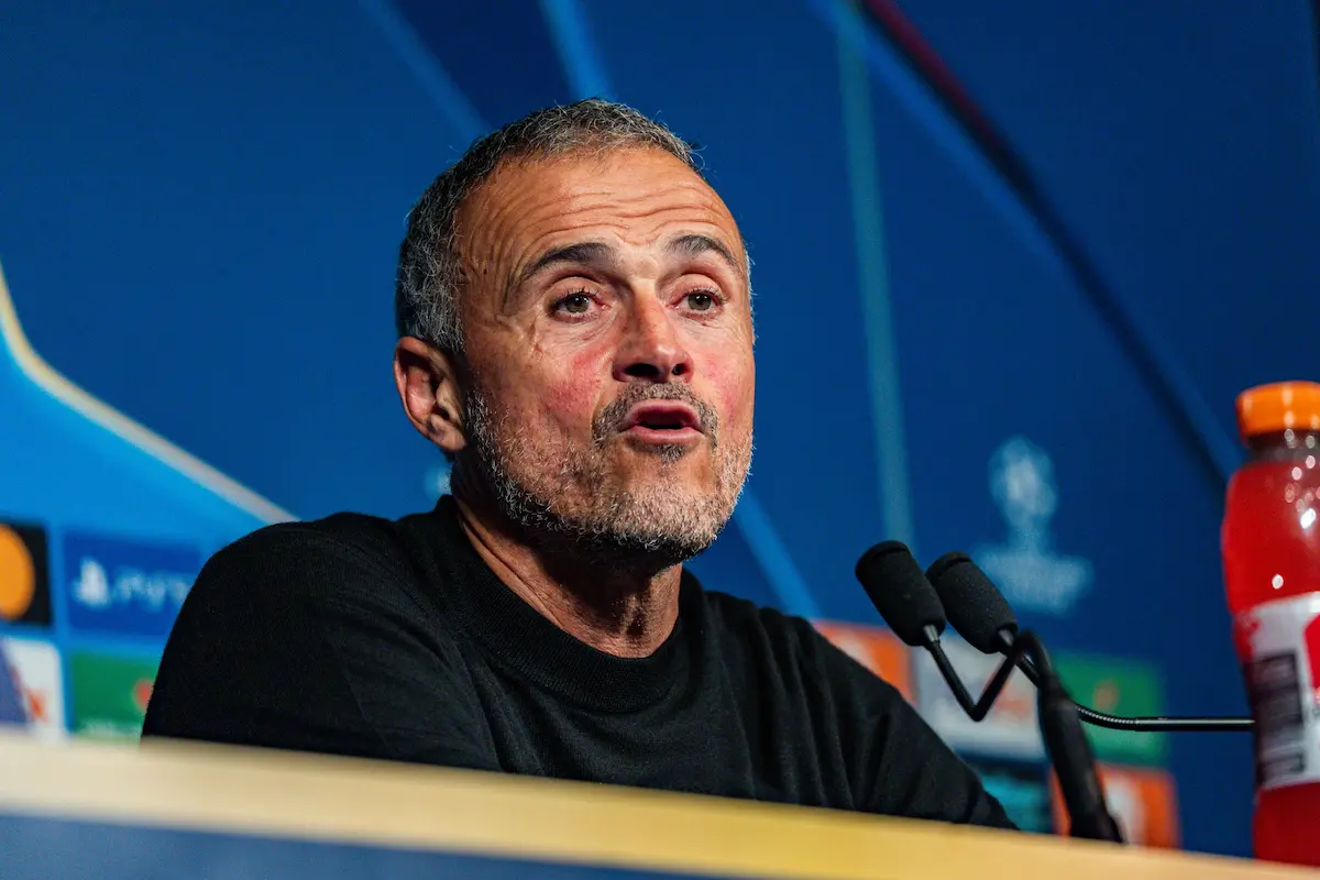 Paris Saint-Germain, eliminat în mod surprinzător din Cupa Franței Paris Saint-Germain (PSG) a fost eliminat din 16-imile de finală ale Cupei Franței, înfruntându-se cu rivalii locali de la Paris FC