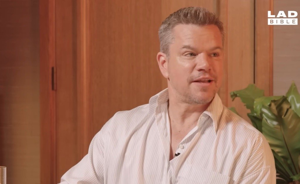 Matt Damon și Ben Affleck despre impactul Netflix asupra industriei cinematografice Actorii americani Matt Damon și Ben Affleck au fost prezenți recent în cadrul podcastului „Joe Rogan Experience”, unde au discutat despre noul lor film, „The Rip”, distribuit pe platforma Netflix, și au adus în discuție modul în care streaming-ul a schimbat peisajul cinematografic global