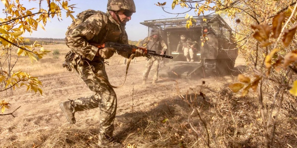 militar.jpg - StiriAlese