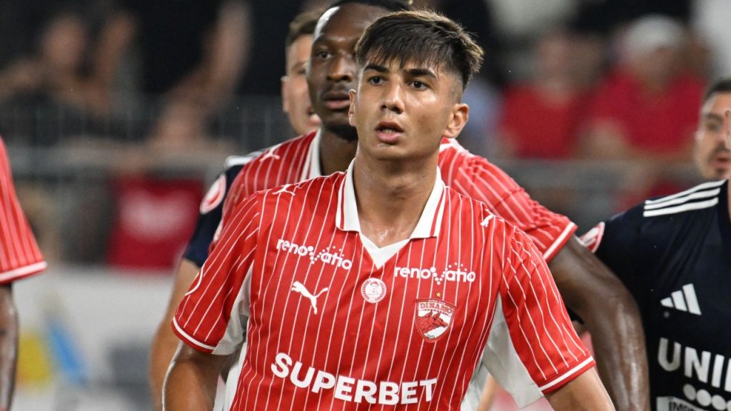 Alexandru Musi, pe cale să devină o atracție de iarnă pe piața transferurilor Piața transferurilor din fotbalul românesc se pregătește să devină aprinsă în această iarnă, iar Alexandru Musi, fost jucător la echipe de prestigiu din țară, ar putea deveni una dintre cele mai interesante mutări