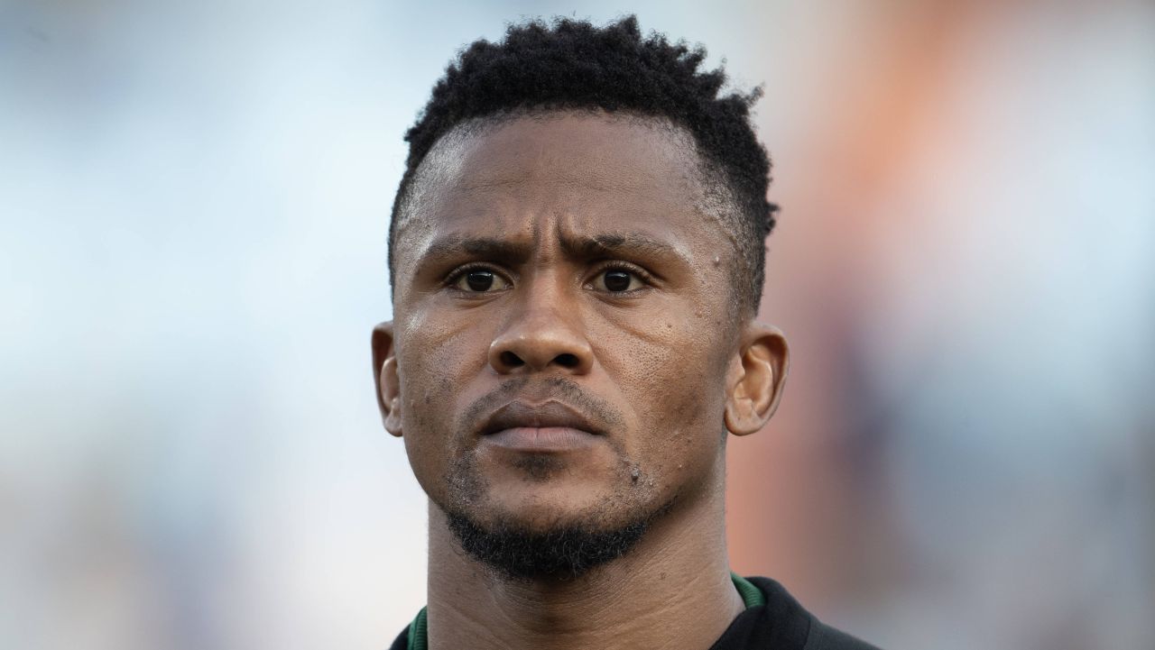 Eliminarea naționalei Africii de Sud: Un vis spulberat Naționala Africii de Sud a fost eliminată din competiția Cupei Africii după o prestație dezamăgitoare în confruntarea cu naționala Nigeriei, înfruntare ce a avut loc pe stadionul din Abidjan