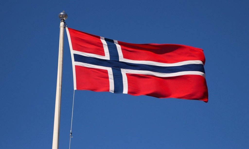 Norvegia refuză participarea la inițiativa Americană pentru păcii, pe fondul tensiunilor diplomatice cu Washingtonul Relațiile dintre Norvegia și Statele Unite s-au înrăutățit considerabil în ultimele săptămâni, după ce Oslo a refuzat să participe la „Consiliul pentru Pace” propus de președintele american Donald Trump