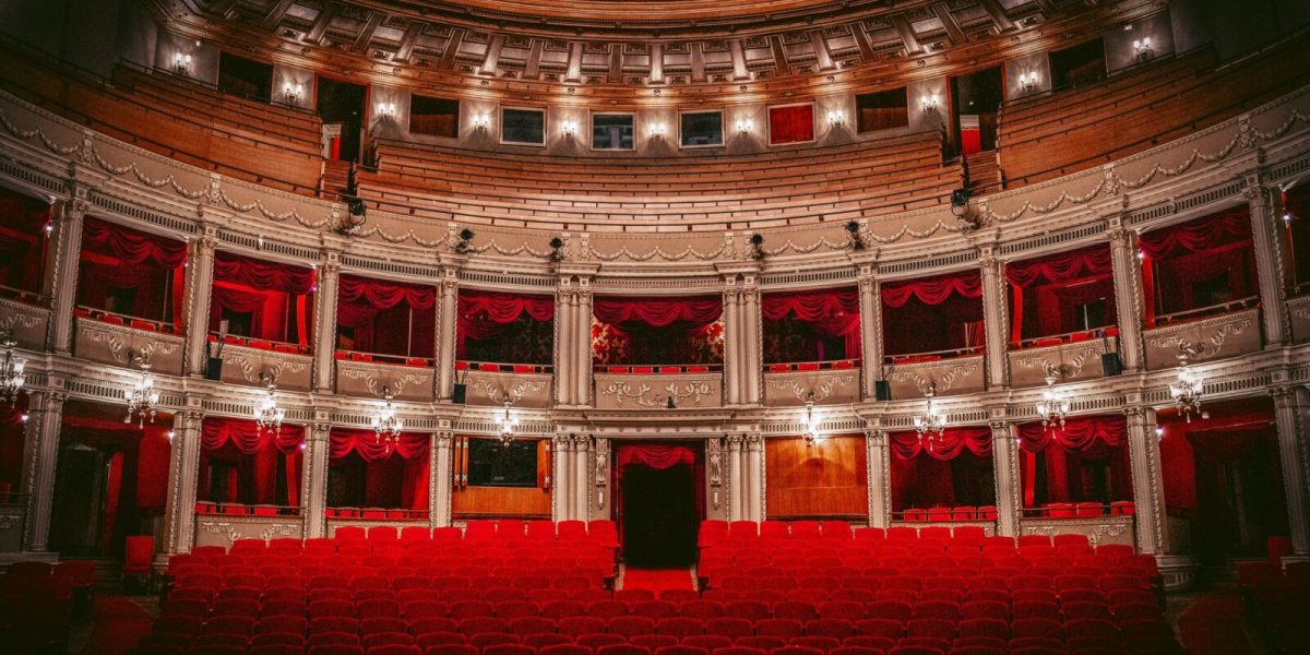 opera-nationala-1600x1067-1.jpg - StiriAlese