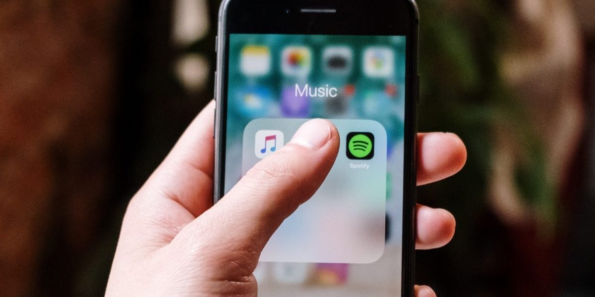 pexels-cottonbro-5053985-e1637252278798.jpg - StiriAlese