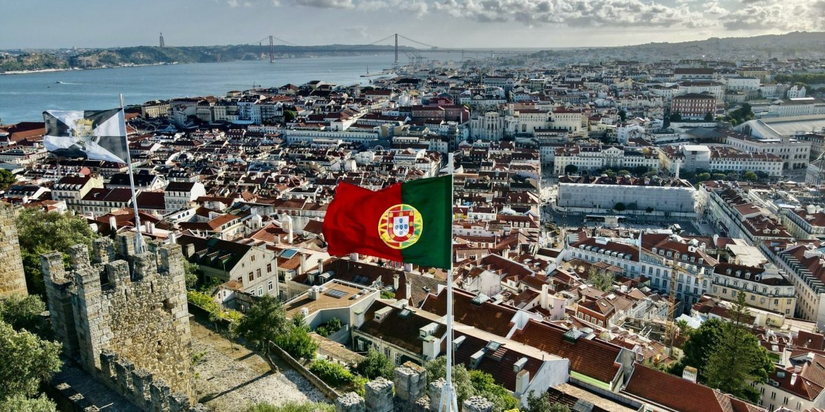 pexels-mylo-kaye-8432700.jpg - StiriAlese