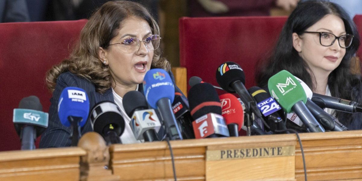 presedinta-CAB-Liana-Arsenie-2.jpg - StiriAlese