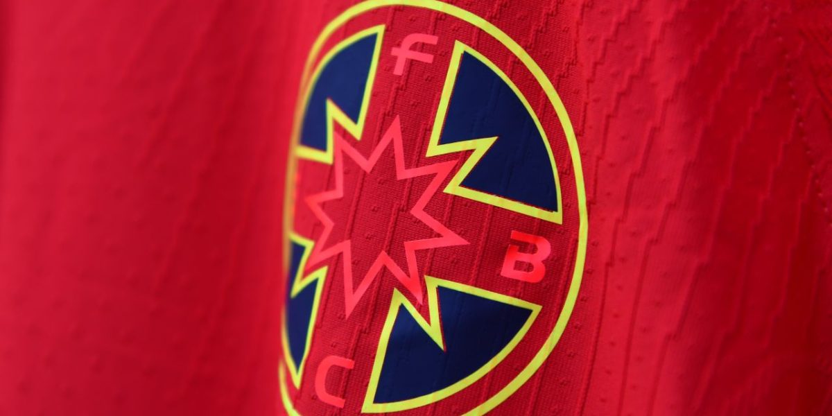 prezentarea-noului-echipament-al-fcsb-12072023-20.jpg - StiriAlese