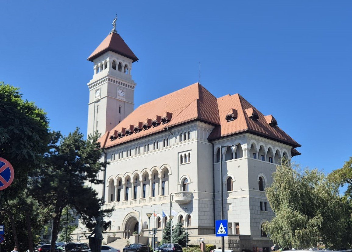 Agenția pentru Monitorizarea și Evaluarea Performanțelor Întreprinderilor Publice (AMEPIP) a inițiat recent un control riguros la Consiliul Local al Sectorului 1 din Capitală, vizând modul în care sunt administrate două dintre companiile municipalității