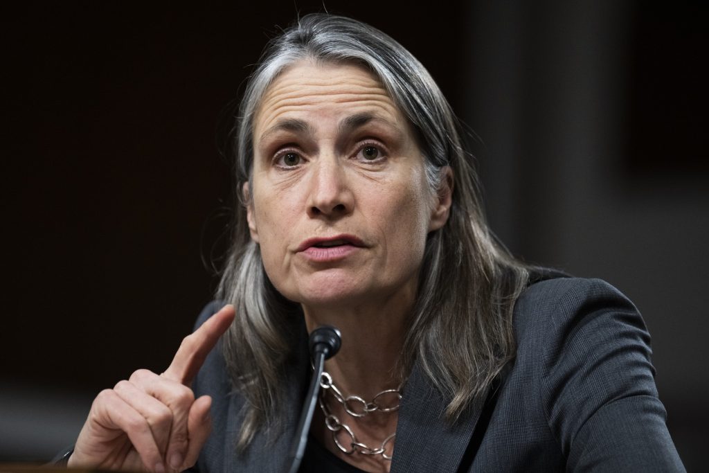 Rusia a încercat să ofere influență asupra politicii externe a Statelor Unite, propunând o înțelegere controversată administrației Trump în 2019, conform mărturiei fostului consilier al Casei Albe pentru Rusia și Europa, Fiona Hill