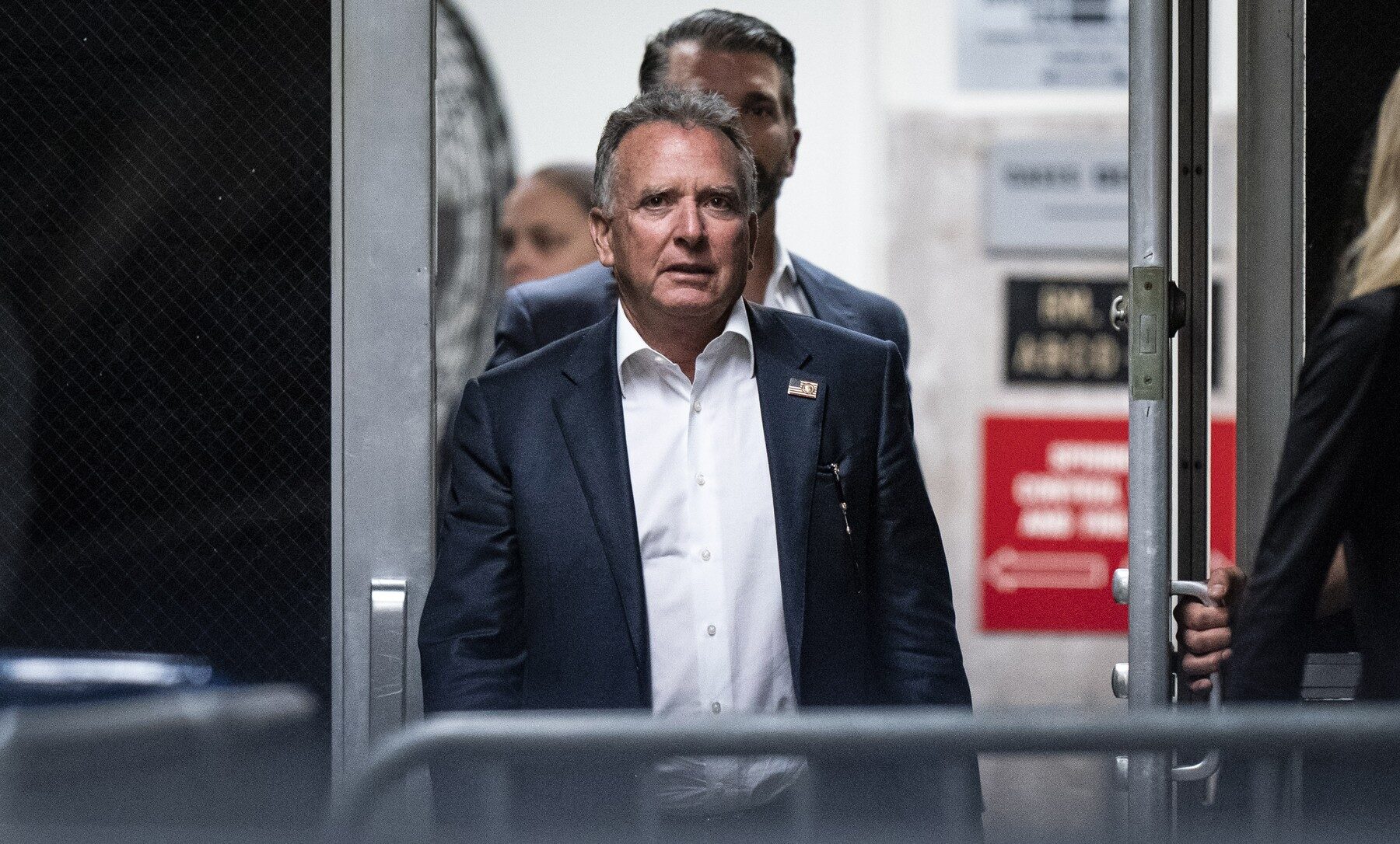 Vizită rară a oficialilor americani la reuniunea „Coaliției de Voință” din Paris O vizită neașteptată marchează marți, 6 ianuarie, cu adevăratul început al implicării directe a Statelor Unite în eforturile internaționale pentru susținerea Ucrainei