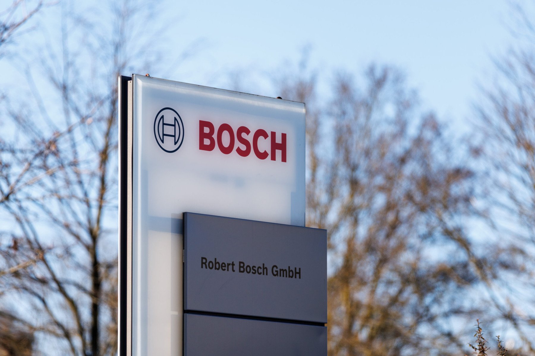 Compania germană Bosch, unul dintre cei mai mari furnizori mondiali de componente auto și tehnologii pentru industria automotive, își anunță optimizarea perspectivei financiare pentru domeniul software, în contextul accelerării tranziției industriei auto spre digitalizare și tehnologii avansate