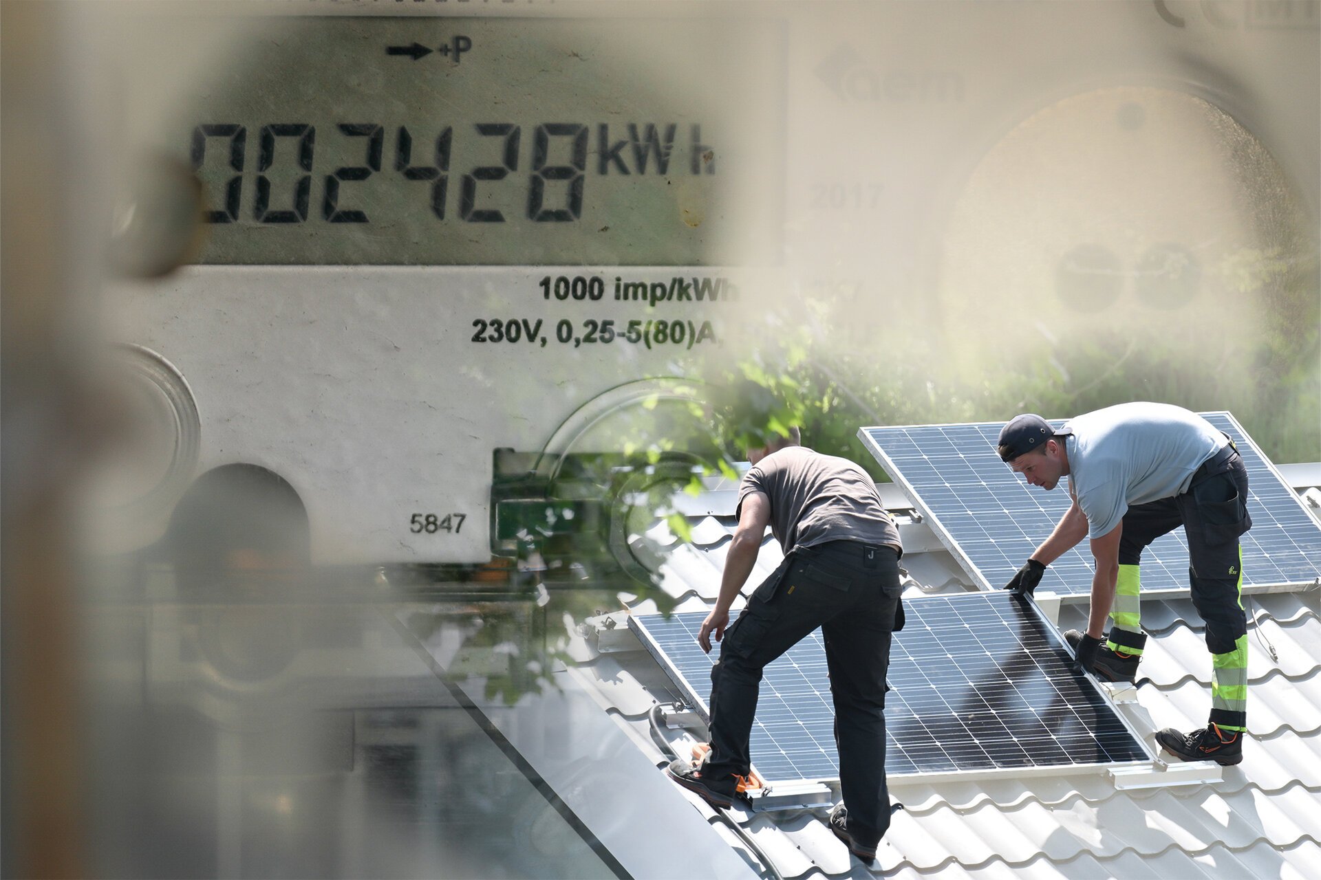 Legea prosumatorilor se modifică drastic: noi avantaje și obligații!