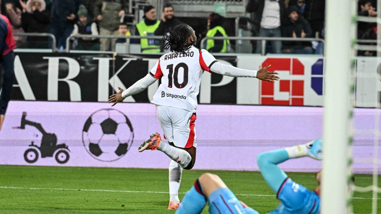 AC Milan preia conducerea în Serie A, Inter căzând pe locul doi.