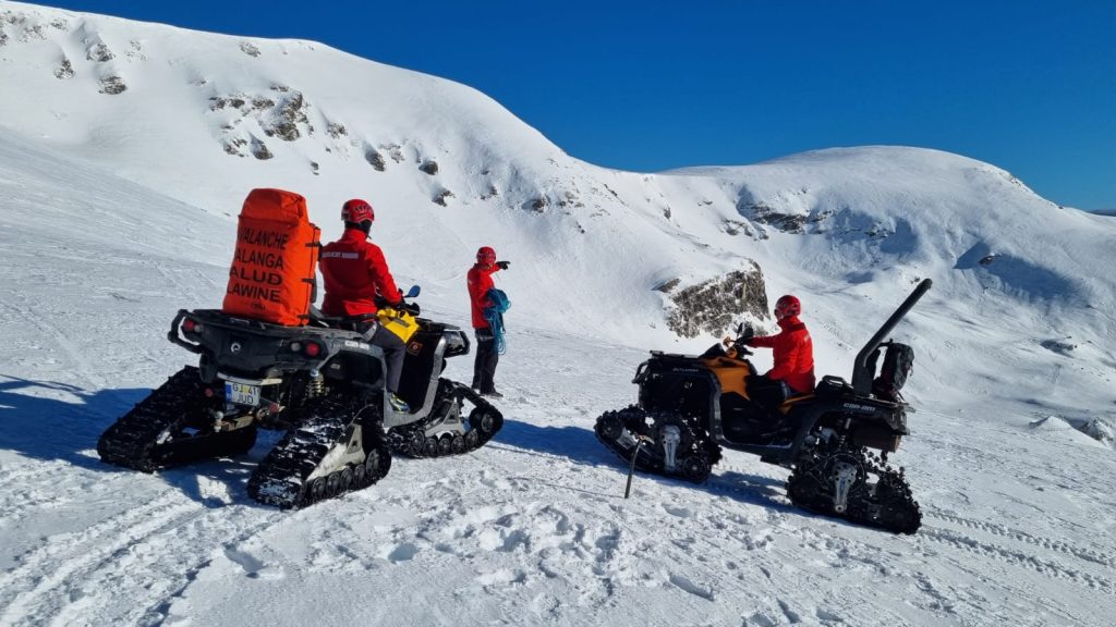 Cerere crescută pentru intervenții Salvamont: 104 apeluri într-o singură zi, cel mai aglomerat weekend în munții României O zi obișnuită de weekend s-a transformat pentru salvatorii montani din România într-o provocare majoră