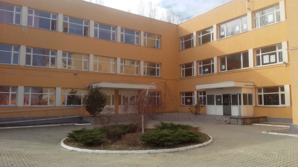 Primăria Sectorului 3 intenționează din nou majorarea bugetului alocat pentru renovarea Liceului Tehnologic „Dragomir Hurmuzescu”, într-un context în care această investiție suferise deja recent ajustări de preț