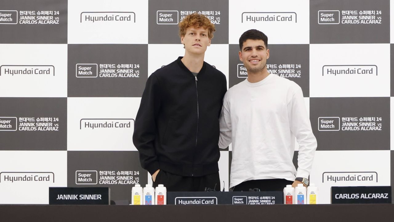 Alcaraz învinge pe Sinner în confruntarea din Coreea de Sud