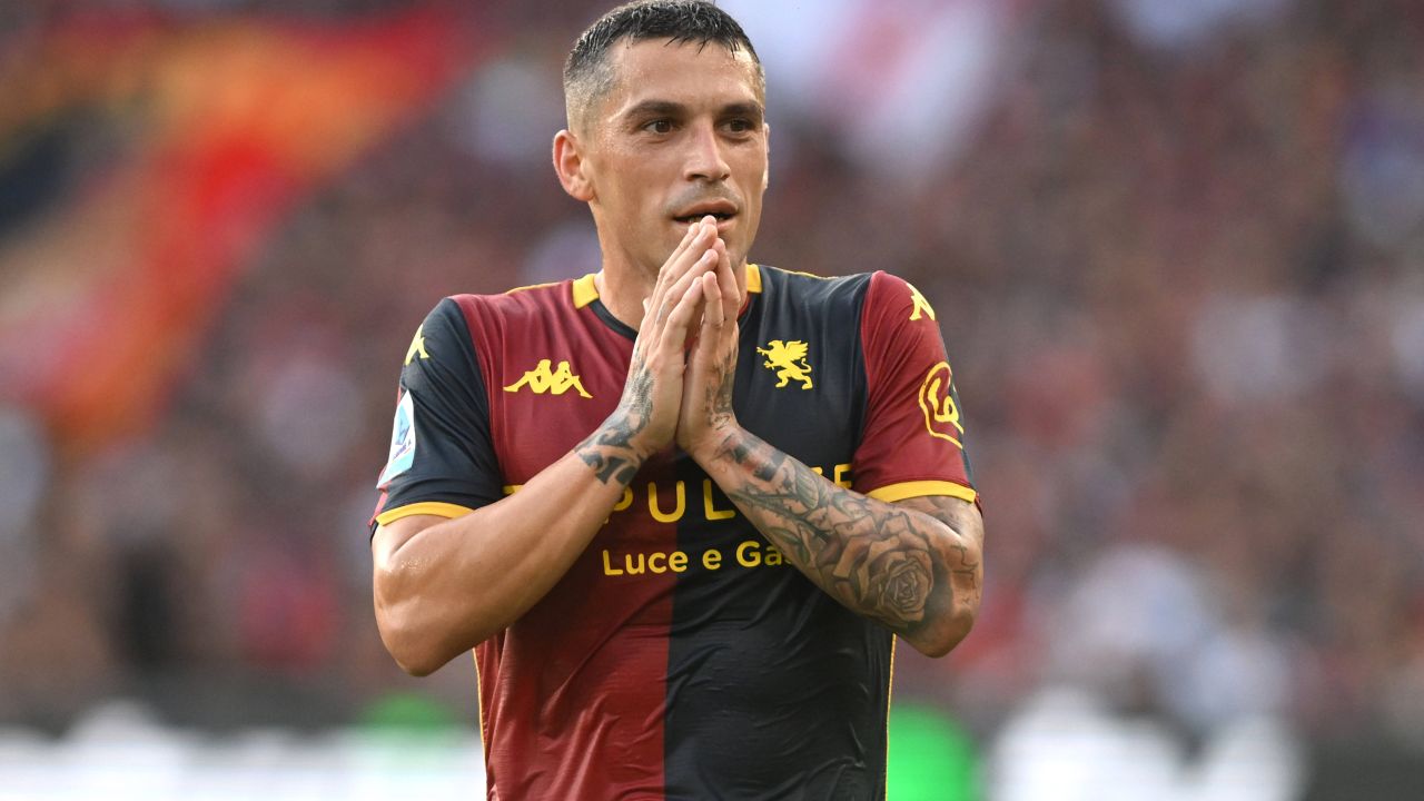 Nicolae Stanciu absent în meciul Genoa – Cagliari, scor 0-0.