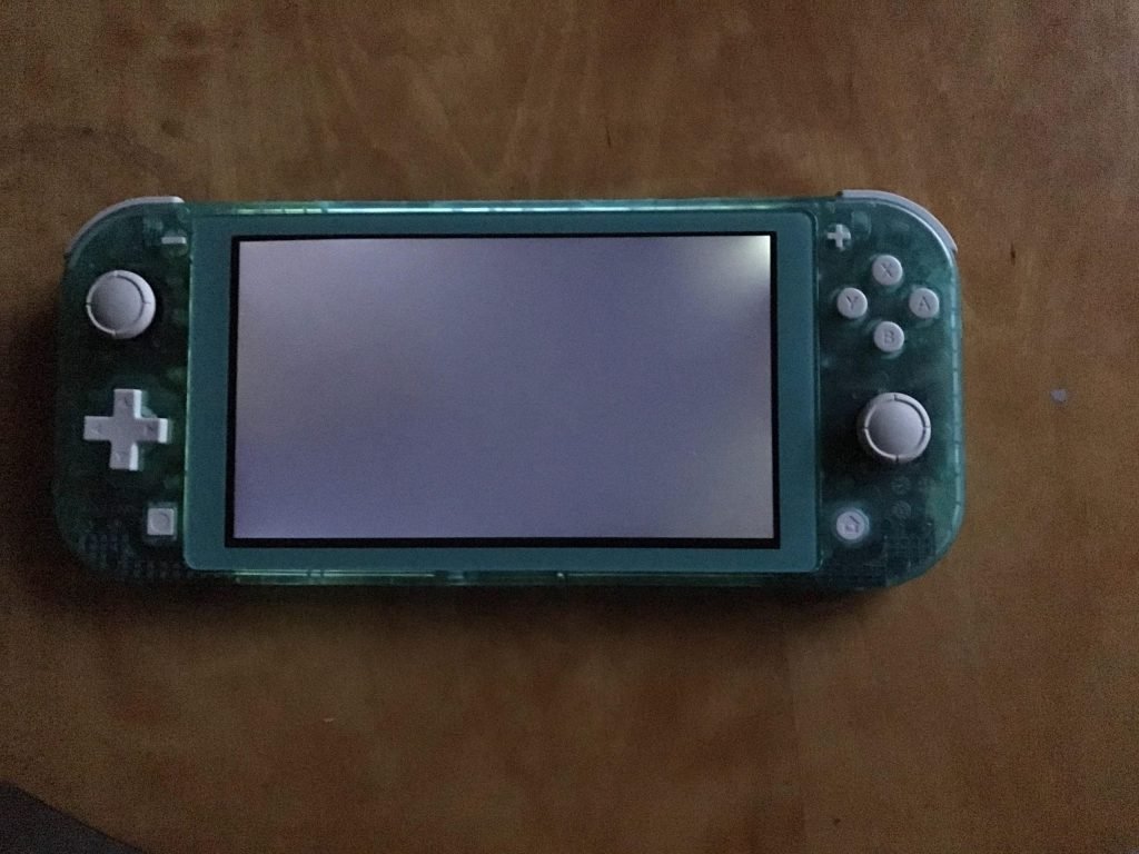 De ce apare ecranul negru sau „No Signal” atunci când conectezi Nintendo Switch la televizor în modul dock și cum poți rezolva problema rapid Problema ecranului negru sau a mesajului „No Signal” atunci când conectezi consola Nintendo Switch la televizor în modul dock pare, la prima vedere, complicată și de dificultate majoră