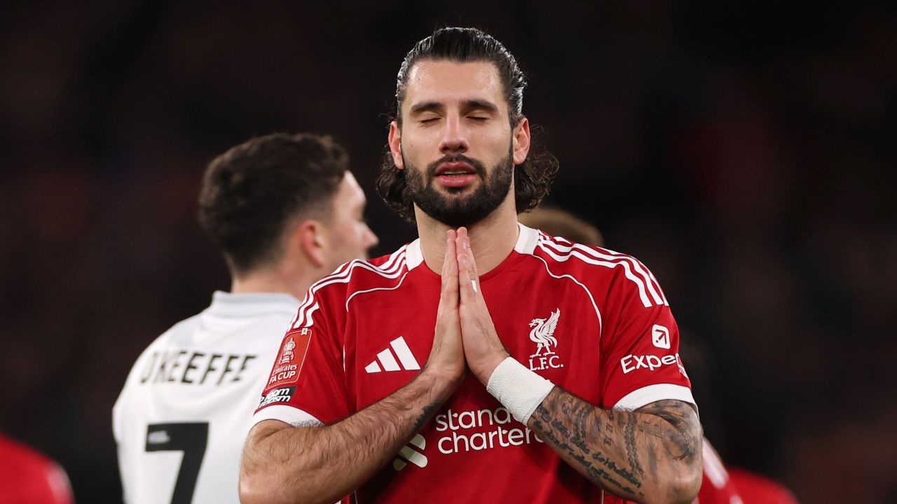 Liverpool – Barnsley: Szoboszlai comite o gafă incredibilă la golul trei!