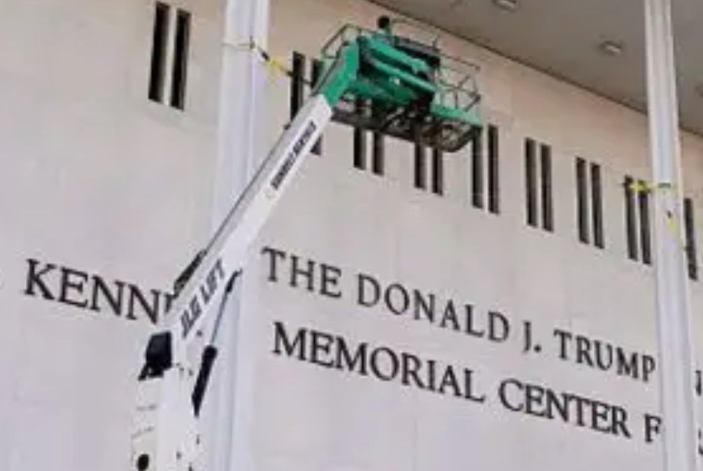 Opera Națională din Washington părăsește Kennedy Center, un semn al noii ei direcții în contextul politic și cultural actual Opera Națională din Washington (WNO) a anunțat vineri oficial plecarea sa din Kennedy Center, ceea ce marchează un moment important în istoria acestei instituții culturale de prestigiu