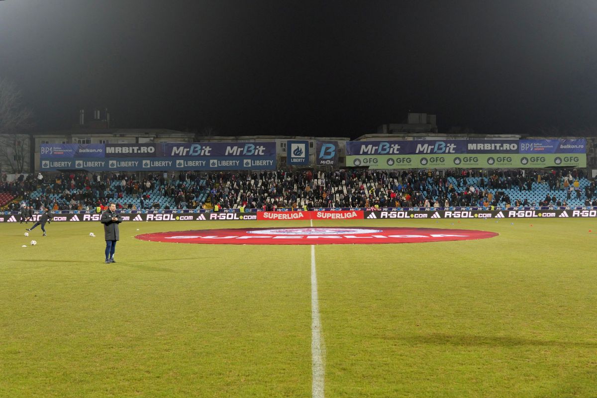 Oțelul Galați și FCSB, meci decisiv în lupta pentru play-off Meciul dintre Oțelul Galați și FCSB, din etapa 26 a Superligii, a început la ora 20:02 și se dovedește a fi extrem de important pentru ambele echipe, care își doresc să se califice în play-off
