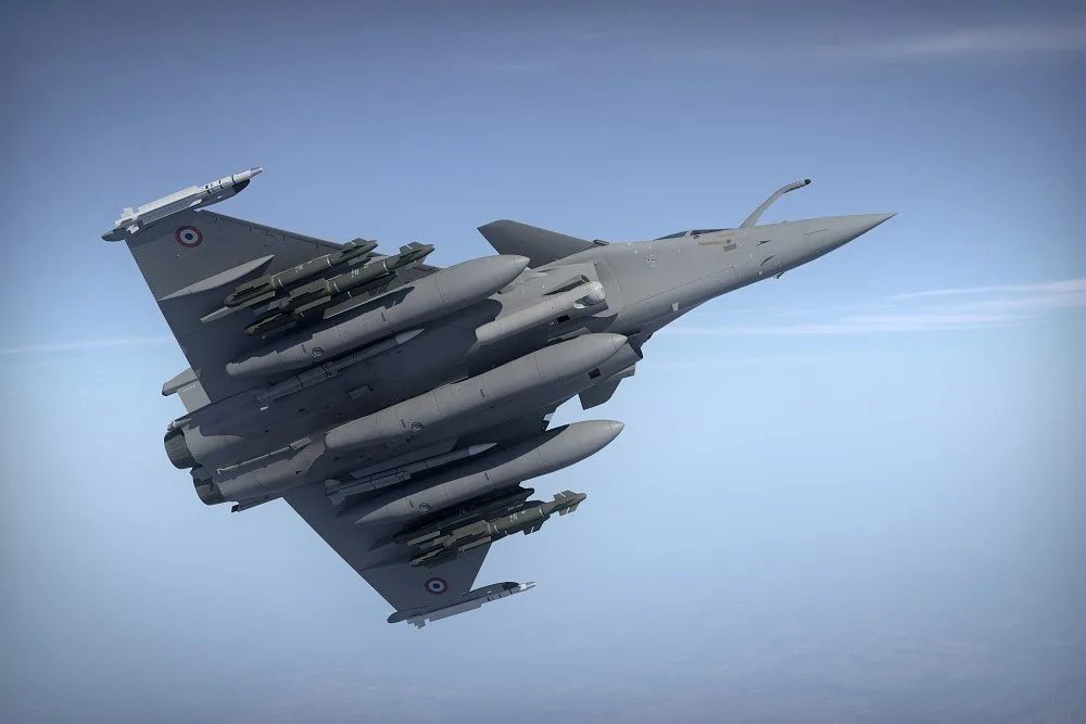 India cumpără peste 100 de avioane Rafale din Franța