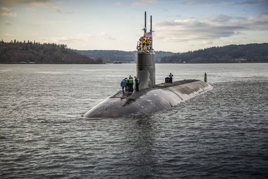 Australia își consolidază prezența militară în regiunea Indo-Pacific, anunțând investiții semnificative în construcția unui nou șantier naval specializat în submarine nucleare