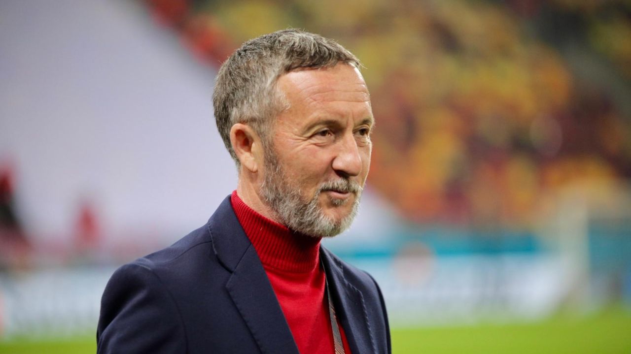 Mihai Stoica, după înfrângerea din Bănie: „Am fost depășiți de olteni” În urma meciului disputat în Bănie, în care FCSB a suferit o înfrângere cu 0-1 în fața celor de la Universitatea Craiova, Mihai Stoica, directorul sportiv al echipei bucureștene, a admis fără ezitare superioritatea adversarilor