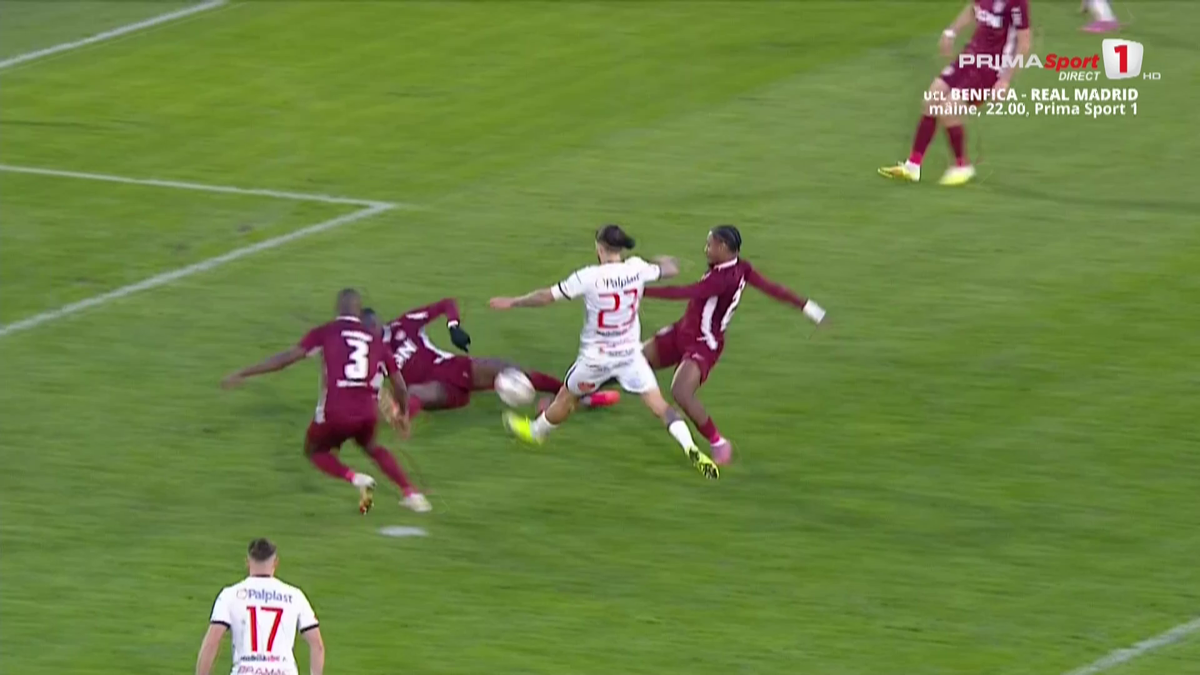 Hermannstadt – CFR Cluj: Penalty ratat și intensitate pe teren În cadrul penultimului meci al rundei cu numărul 27 din Superliga României, Hermannstadt și CFR Cluj au terminat prima repriză la egalitate, 0-0, într-o confruntare marcată de un penalty ratat și de momente de intensitate care au ținut spectatorii cu sufletul la gură