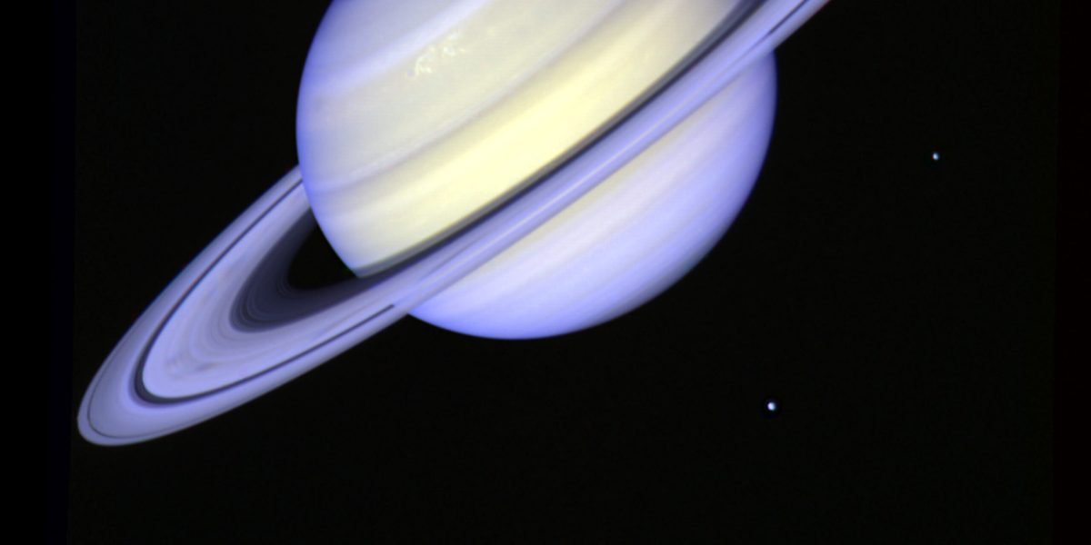 Astronomii: Cum s-a format Titan și inelele planetei Saturn