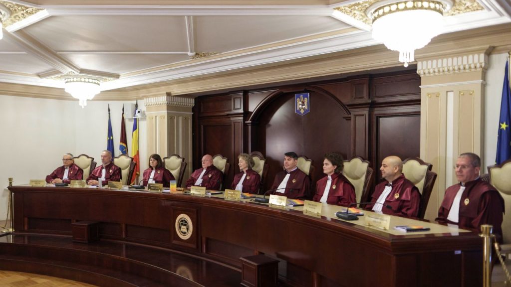 Judecătorul Gheorghe Stan, membru al Curții Constituționale a României (CCR), se află în concediu paternal, conform surselor apropiate instituției