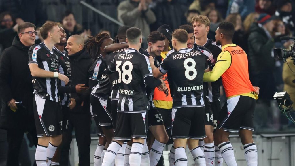Victorie surprinzătoare pentru Udinese: Roma înfruntă o înfrângere neașteptată!