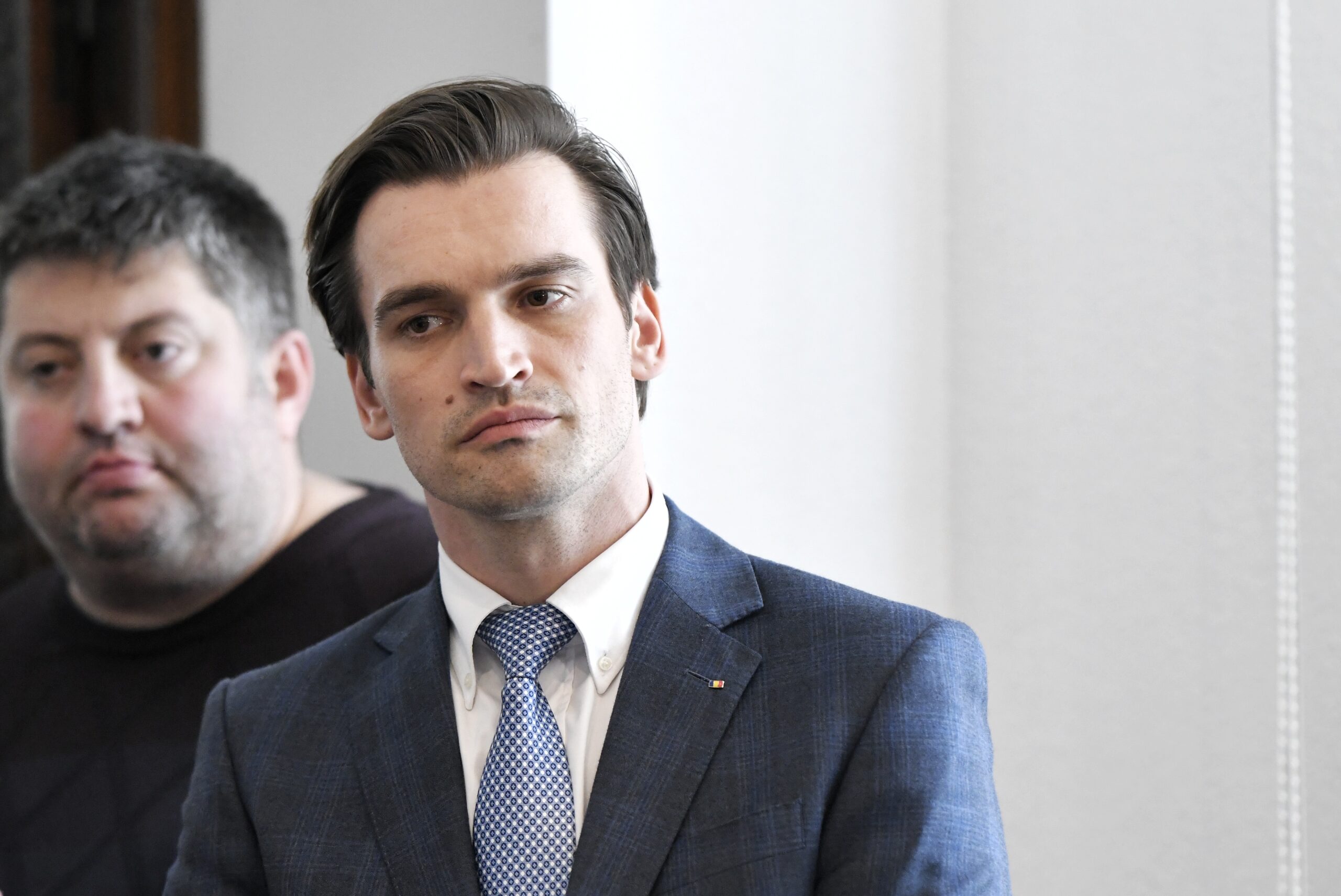 România solicită urgent o comisie parlamentară pentru AI, pentru a controla algoritmii care influențează deciziile noastre