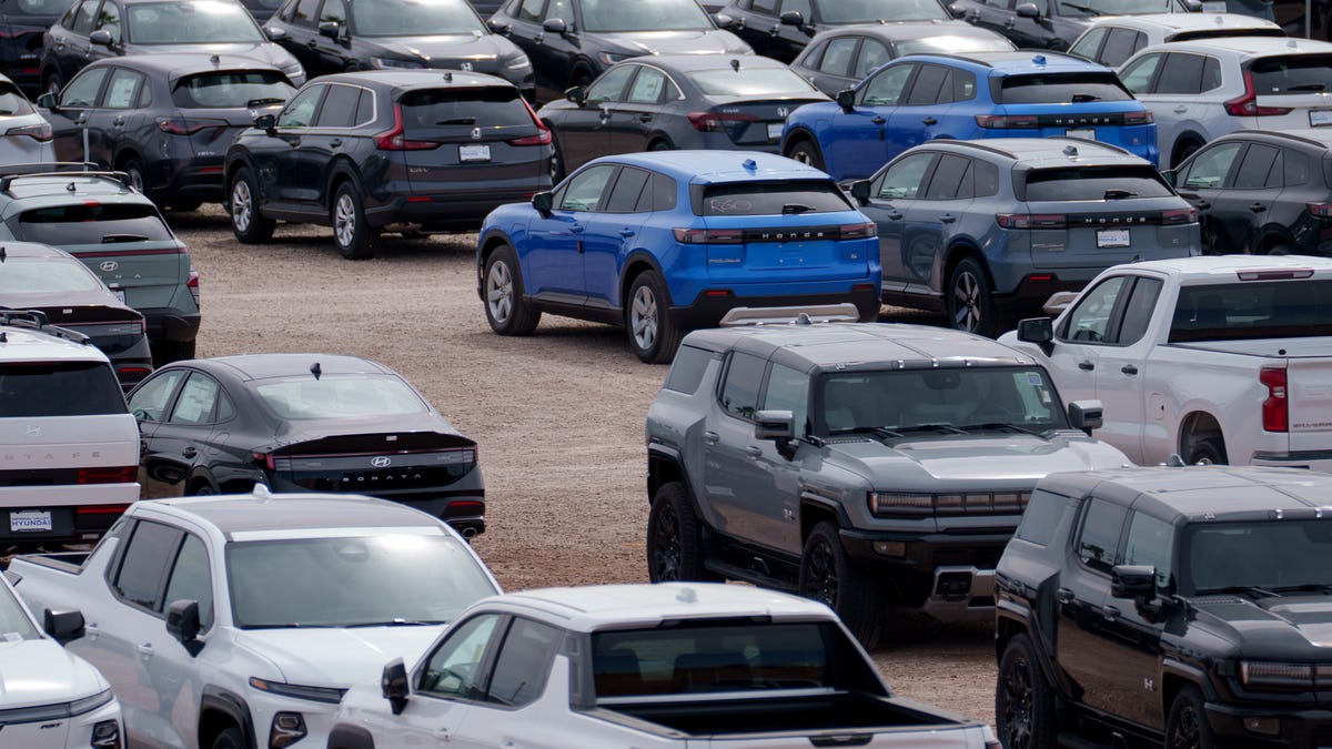 Vânzările de vehicule electrice second-hand iau avânt în SUA Vânzările de automobile electrice la mâna a doua au crescut semnificativ, înregistrând o creștere de 13,5% în ultimele trei luni ale anului 2025