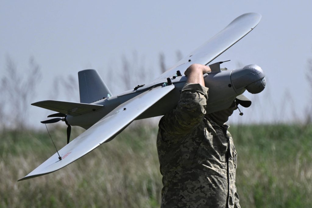 Primele drone ucrainene produse în Germania vor fi operaționale până la mijlocul lunii februarie, anunță președintele Volodimir Zelenski