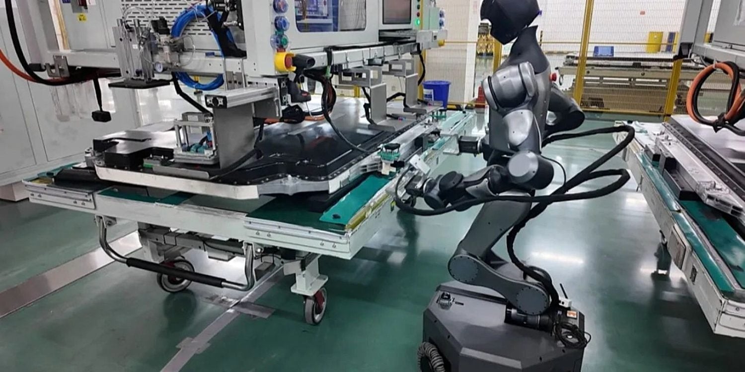 CATL depășește Tesla: Roboți utili, ca visele lui Elon Musk