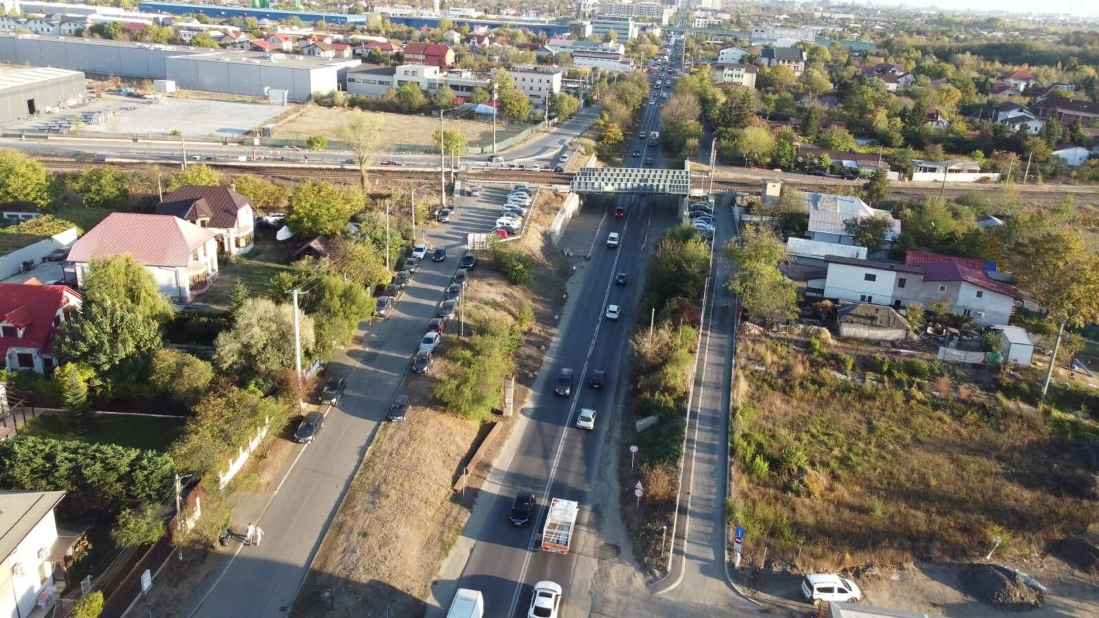 Circulația pe DN1A va fi restricționată temporar în zona pasajului suprateran de la Mogoșoaia, joi, 5 februarie, între orele 09:00 și 16:00, din cauza unor lucrări de lărgire a șoselei