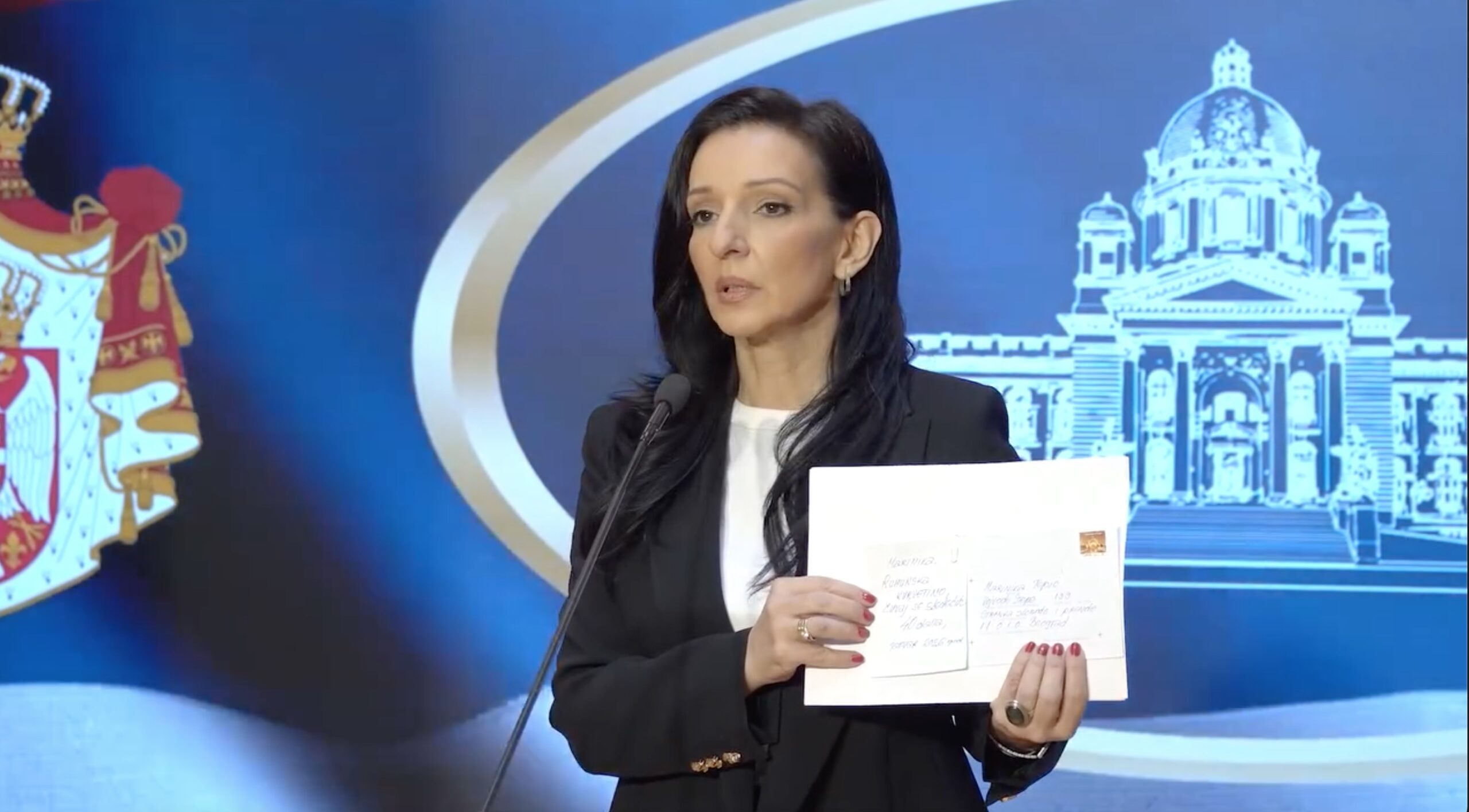 Oamenii legii din Serbia și Bulgaria analizează cu seriozitate amenințările primite de o deputată din opoziție, Marinika Tepic, de origine română, care s-a făcut remarcată recent prin declarații și activitate politică