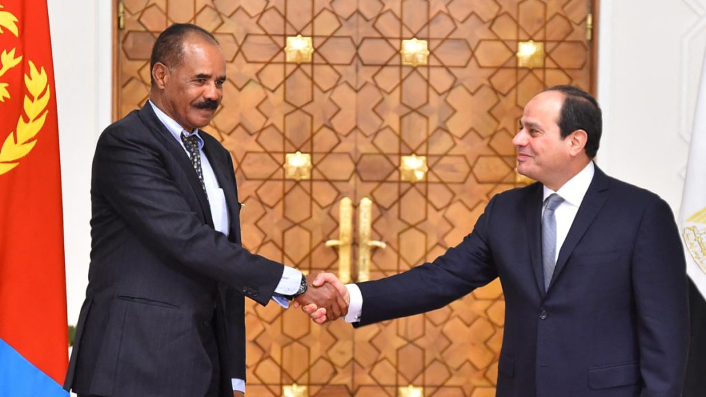 Eritrea, noul jucător strategic în rivalitatea din Marea Roșie Eritrea începe să capteze atenția capitalelor arabe ca un potențial factor cheie în competiția dintre Arabia Saudită și Emiratele Arabe Unite (EAU) în regiunea Mării Roșii