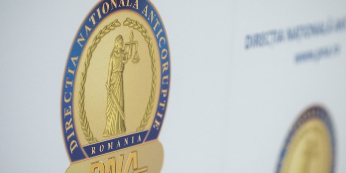 Reprezentanții Direcției Naționale Anticorupție confirmă descoperirile Corpului de Control al Ministerului Educației privind gravele nereguli contabile înregistrate la Inspectoratul Școlar Județean Constanța, situație ce a generat un prejudiciu estimat la peste 35 de milioane de lei