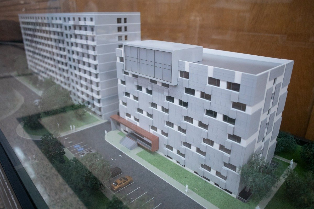 Universitatea Politehnica din București va beneficia în curând de un nou cămin studențesc în complexul Regie, o investiție ce se înscrie în strategia de modernizare și consolidare a infrastructurii academice a instituției