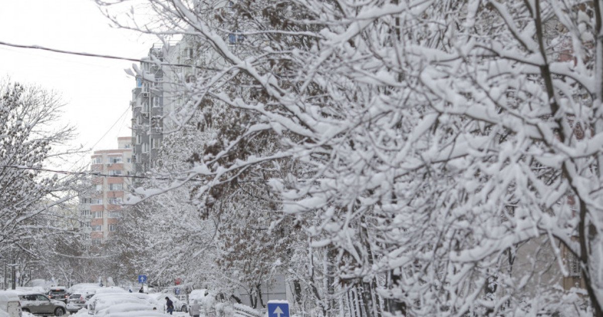 Gerul se întoarce: ANM anunță două zile cu ninsori, polei și vânt. Când revenim la temperaturile de primăvară