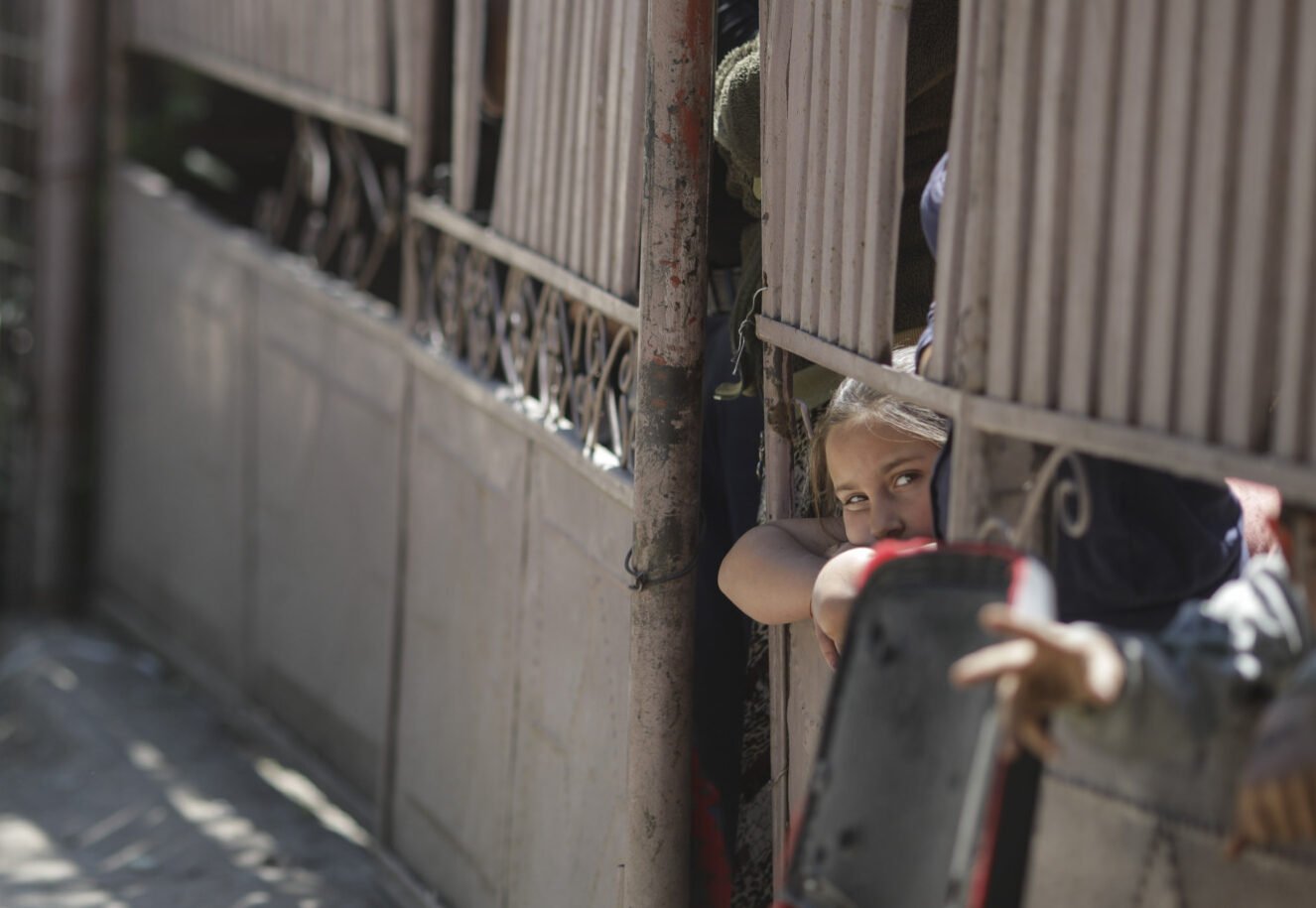 O treime dintre localitățile din România își gestionează bugetele în mod vulnerabil, ajungând în situația de a cheltui mai mult pe salariile angajaților decât încasează în venituri