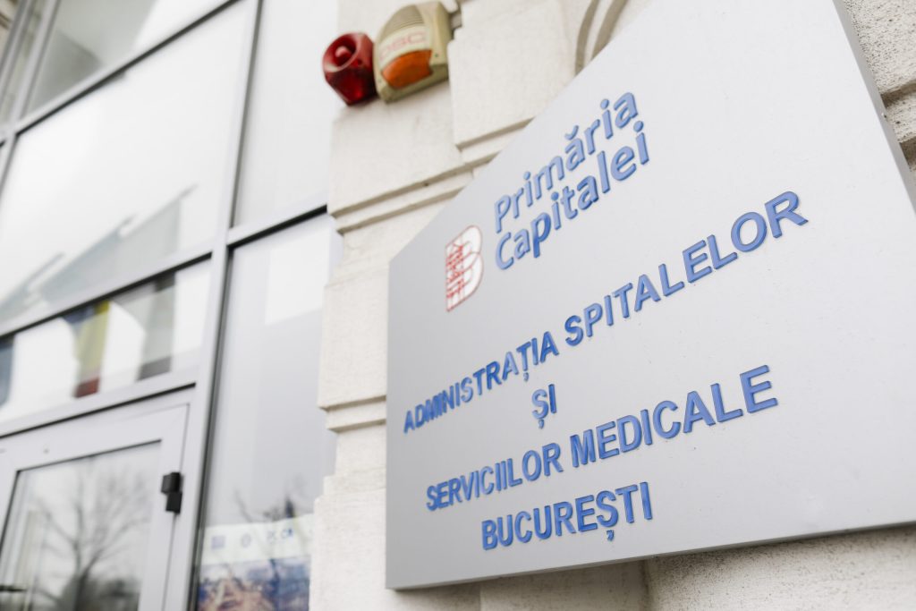 Primii pași în prim ajutor pentru părinți: o inițiativă esențială în București Primul ajutor în caz de urgență reprezintă o competență vitală pentru părinți, mai ales când vine vorba de cei mici, cei mai vulnerabili membri ai familiei