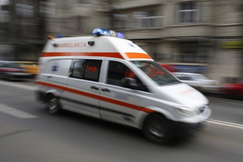 Tragedie în Vâlcea: o fetiță de 11 ani a murit din cauza gripei, după ce a ajuns în stare extrem de gravă la spital O veste cutremurătoare a zguduit România în ultimele zile, după ce o fetiță de doar 11 ani, diagnosticată cu gripă, a decedat miercuri la Unitatea de Primiri Urgențe a Spitalului Județean Vâlcea