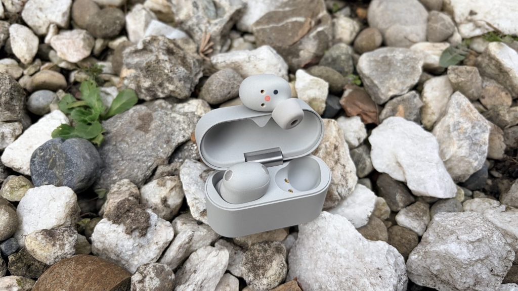 Inovație și dificultate în lumea căștilor in-ear premium: Sony WF-1000XM6, un compromis de tehnologie și personalizare Pentru pasionații de audio, alegerile în materie de căști in-ear nu sunt niciodată simple